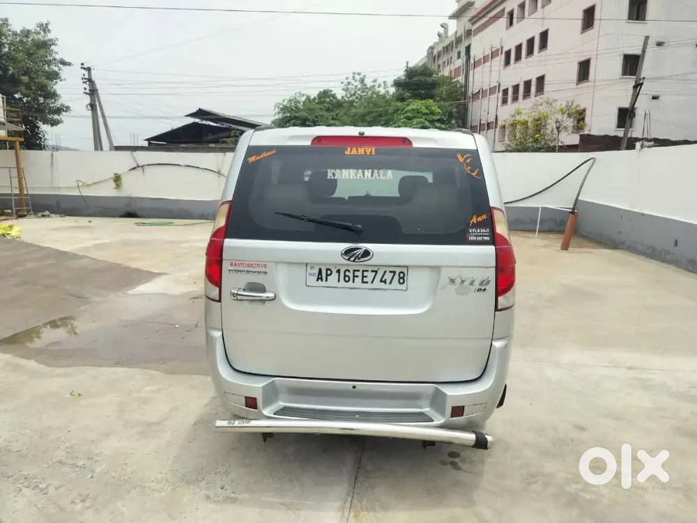 Mahindra Xylo 2018