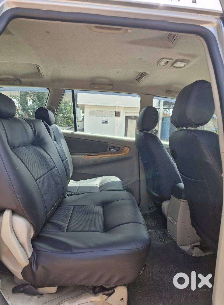 Toyota Innova 2.5 Ev Ms 8 Str, 2010, Diesel