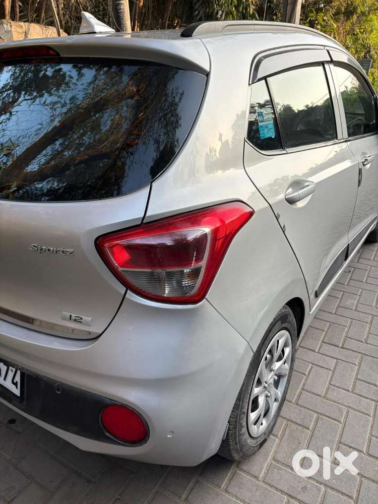 Hyundai Grand I10 2017 Cng & Hybrids Well Maintained