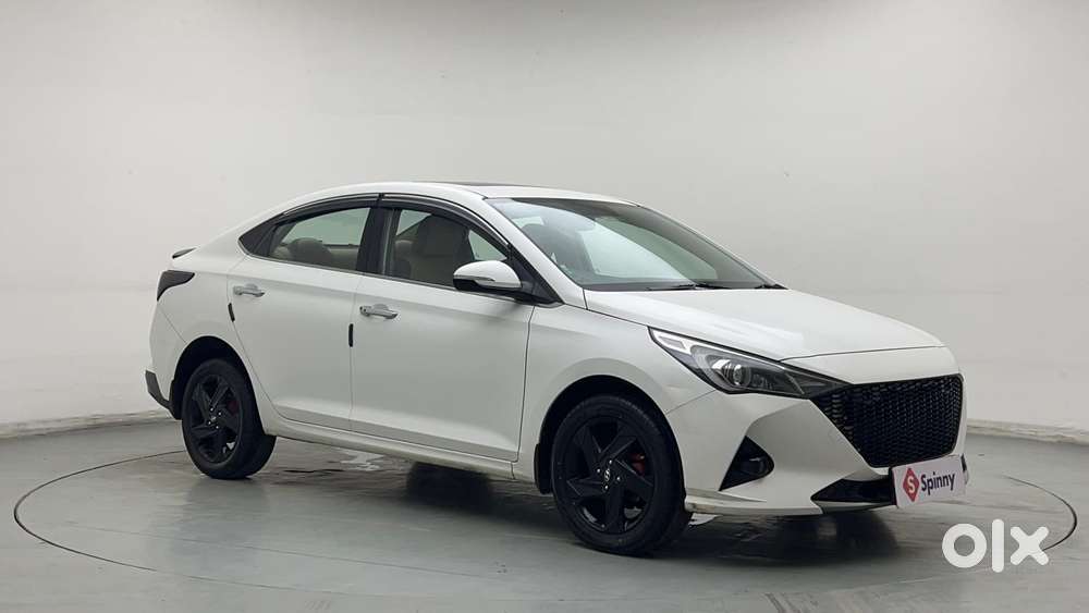 Hyundai Verna 1.5 Sx Ivt, 2021, Petrol