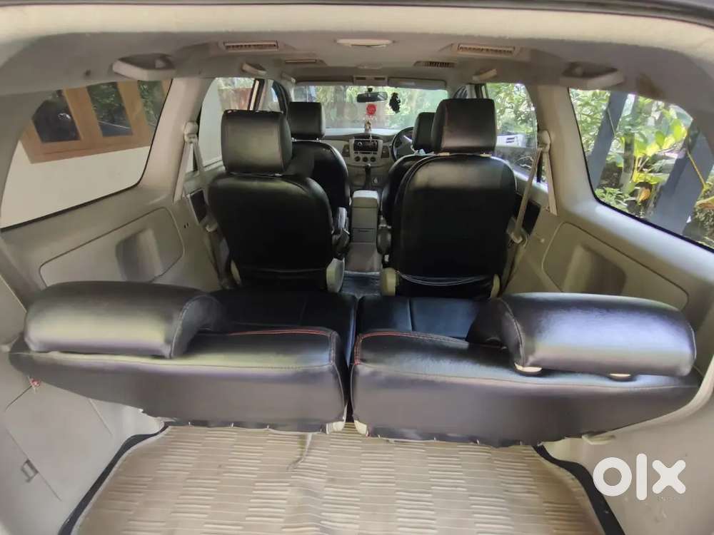 Toyota Innova 2012 Diesel 201000 Km Driven