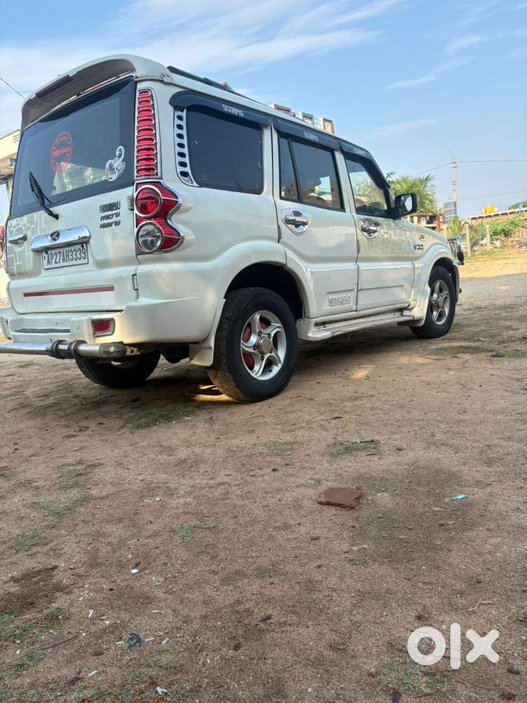 Mahindra Diesel Car 2011