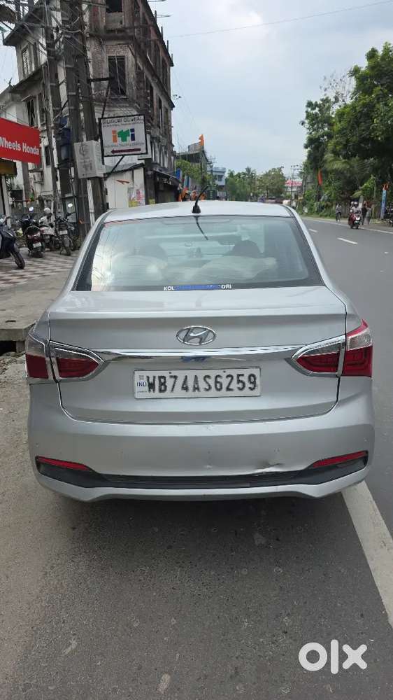 Hyundai Xcent 2017 Petrol 120000 Km Driven