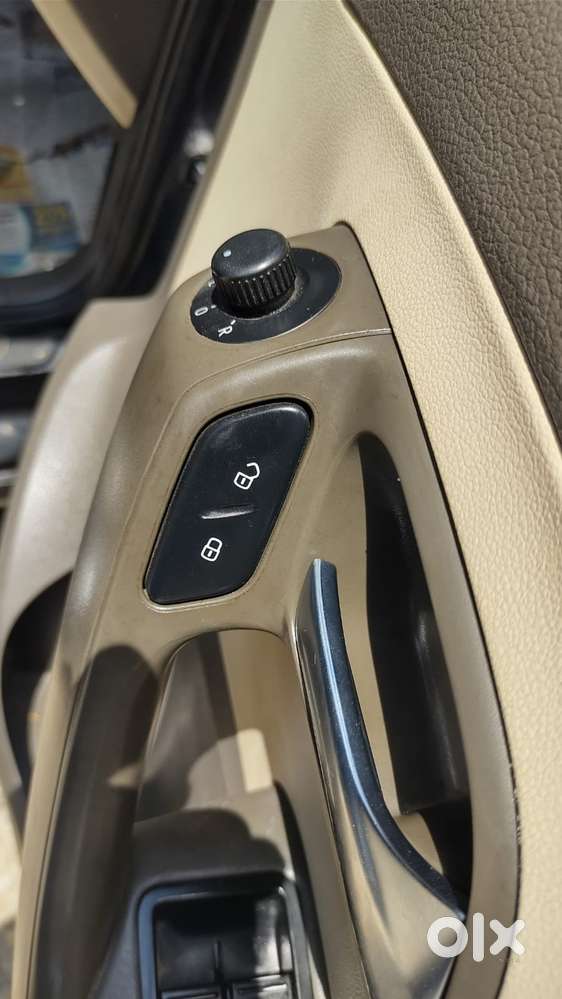 Volkswagen Vento Diesel Highline, 2015, Diesel