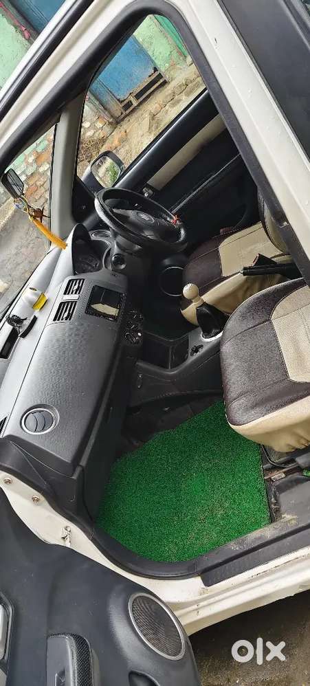 Maruti Suzuki Dzire 2012