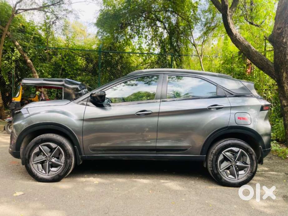 Tata Nexon Creative Plus S 1.2 Revotron Petrol 6 Mt, 2023, Petrol