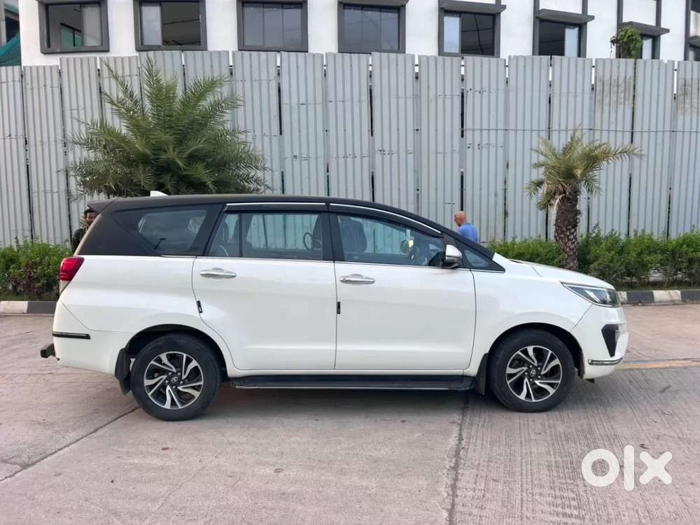 Toyota Innova Crysta [2020-ongoing] 2.4 Vx 7 Str, 2021, Diesel
