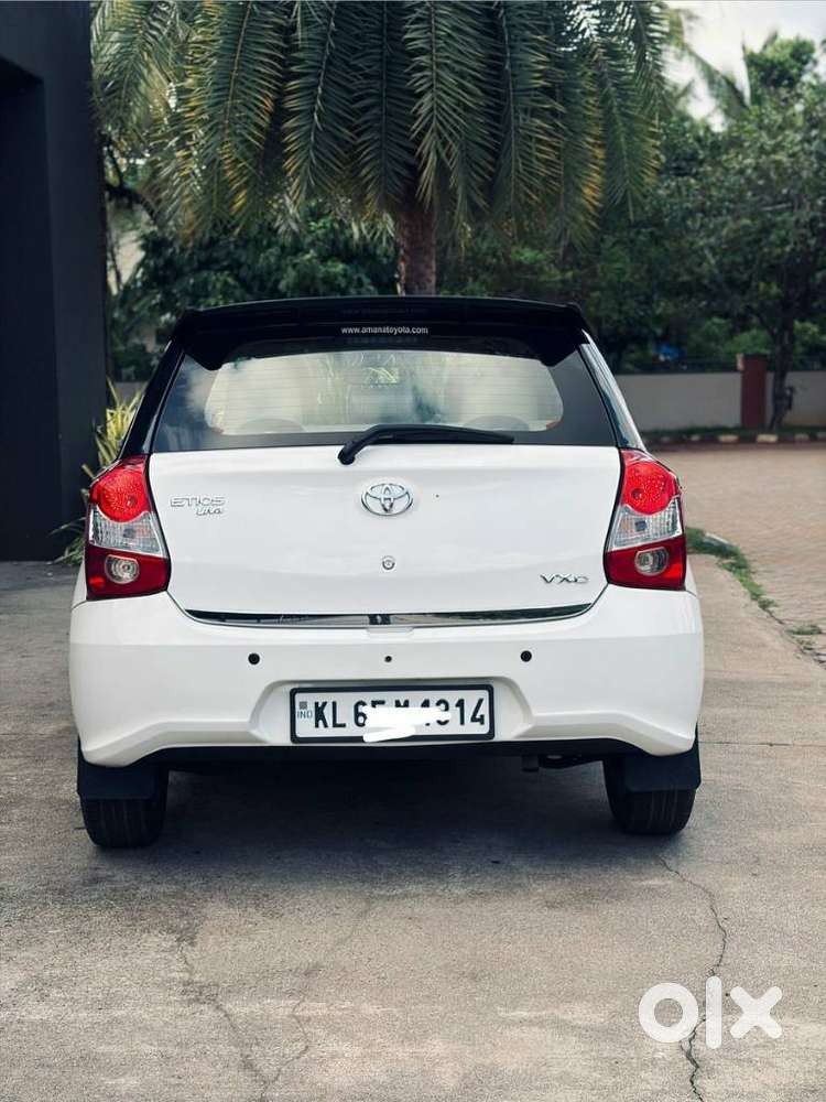 Toyota Etios Liva Vxd Dual Tone, 2018, Diesel
