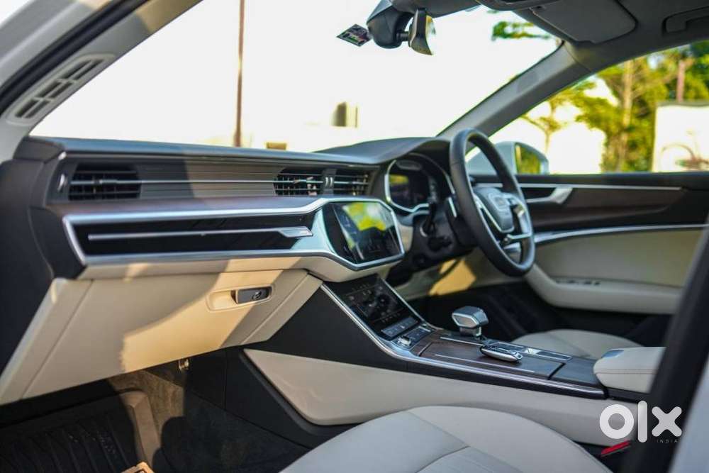Audi A6 Technology 45 Tfsi W/o Matrix, 2026, Petrol
