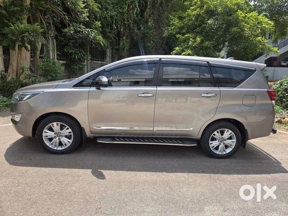 Toyota Innova Crysta 2.4 Z 7 Str, 2016, Diesel
