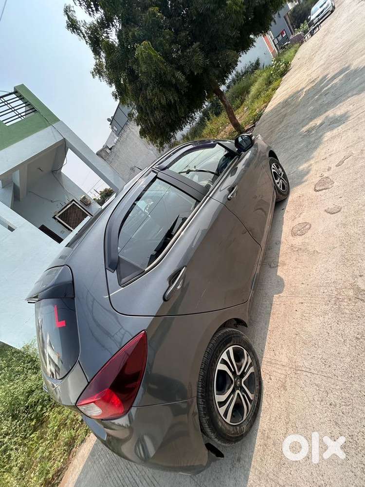 Tata Tiago 2024 Petrol Well Maintained