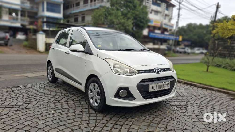 Hyundai Grand I10 Sportz O 1.2, 2014, Petrol