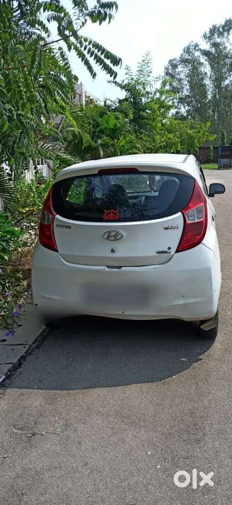 Hyundai Eon Magna 2016