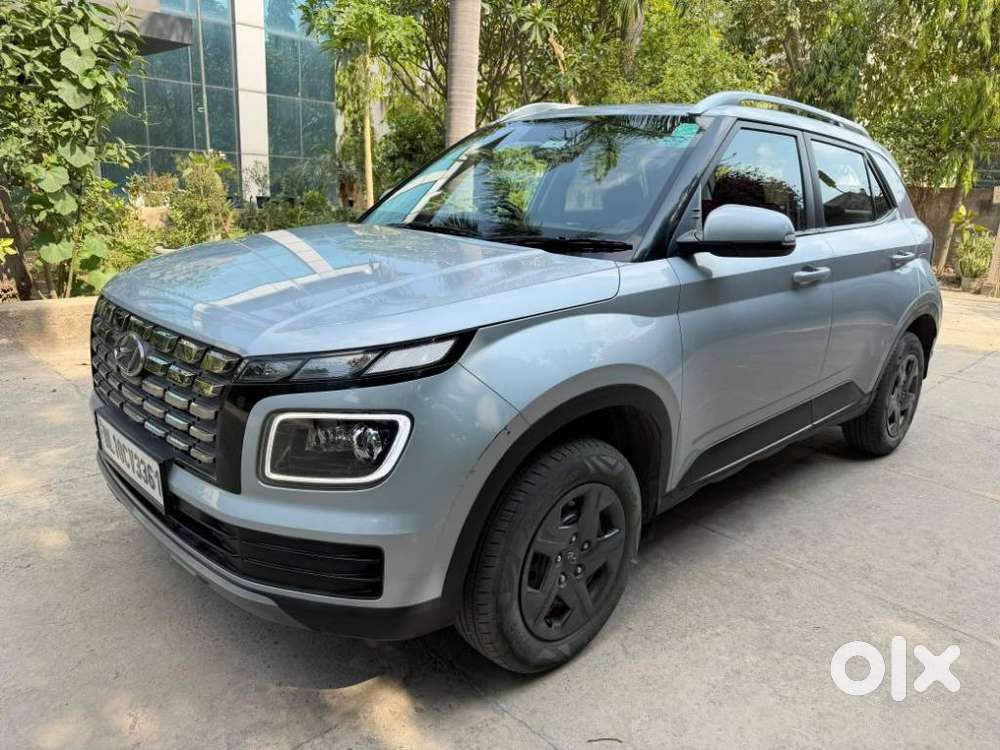Hyundai Venue 1.2 S (o), 2023, Petrol