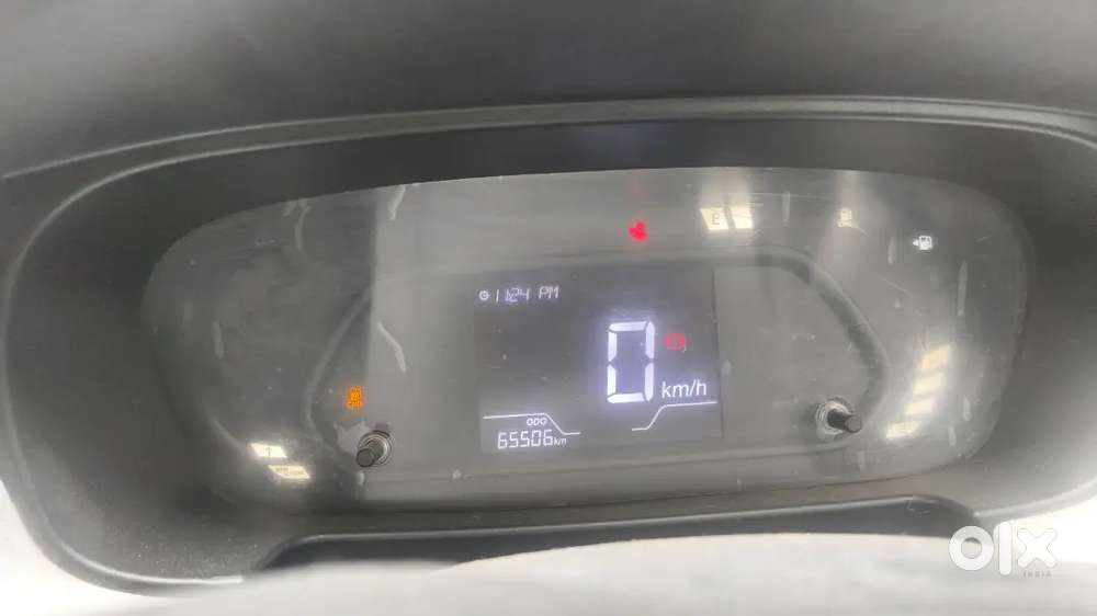 Tata Punch 2023 सीएनजी और अन्य 70000 Km Driven