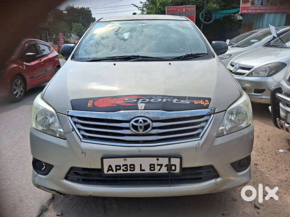 Toyota Innova 2.0 V, 2010, Diesel