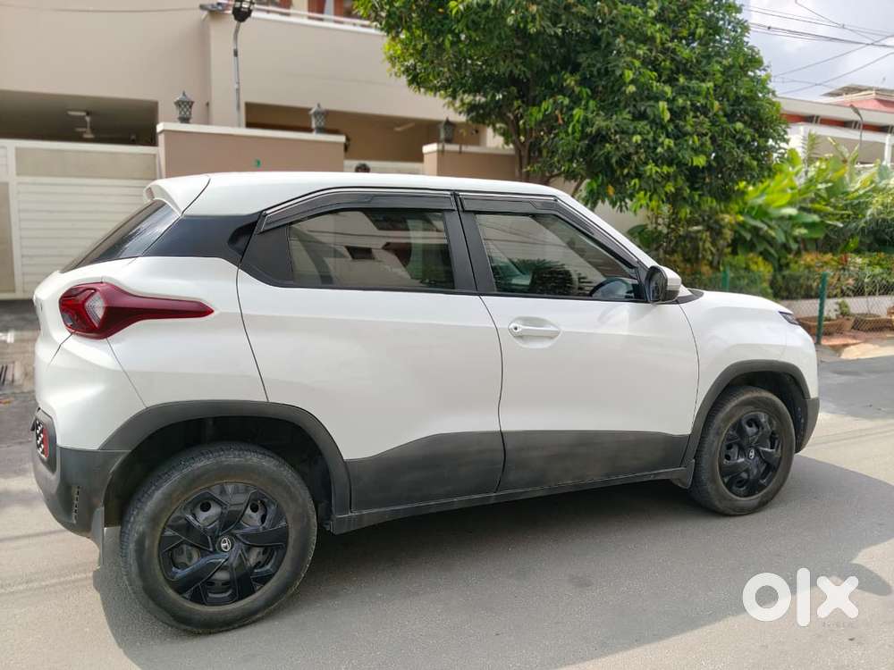 Tata Punch Adventure Amt, 2022, Petrol