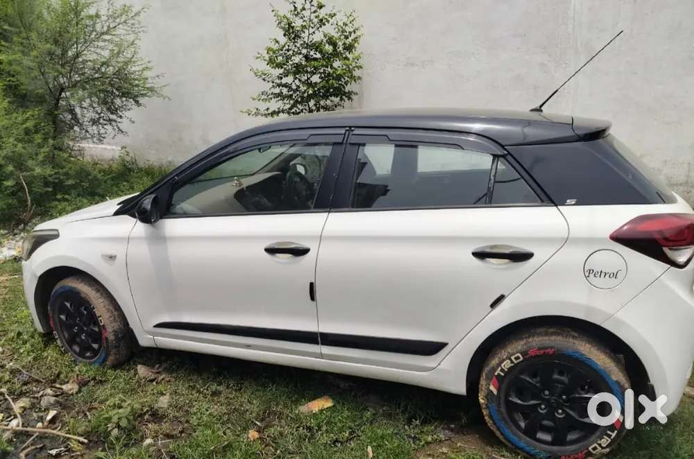 Hyundai I20 Magna Petrol Manual 2015