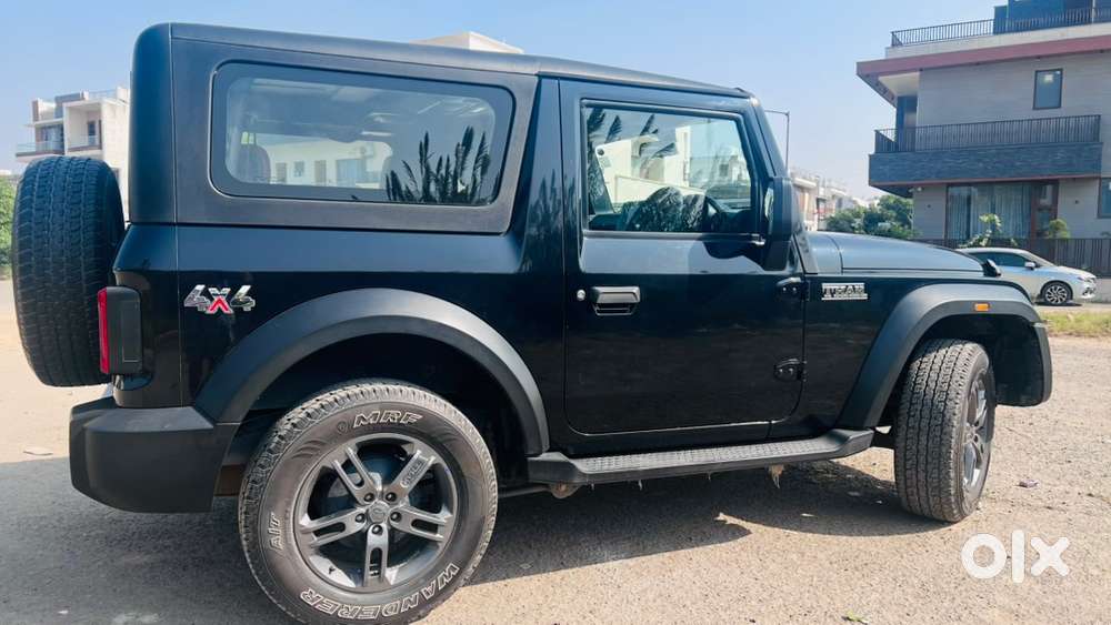 Mahindra Thar Petrol 2022