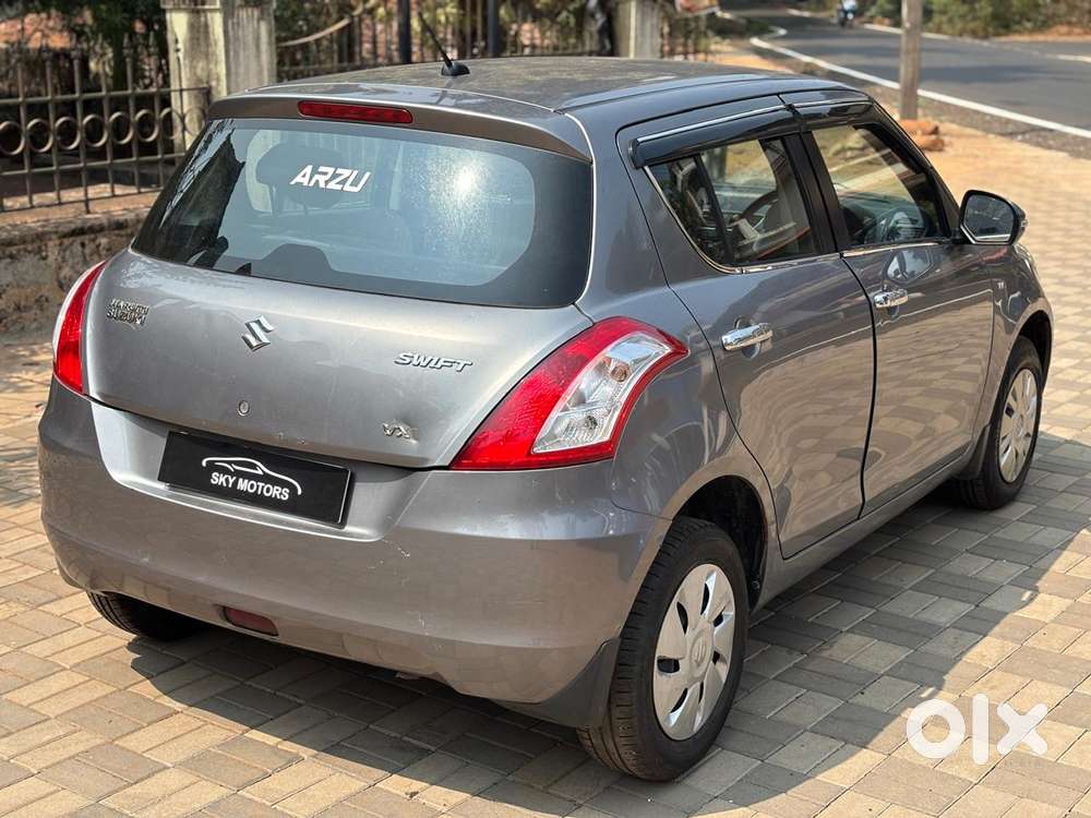 Maruti Suzuki Swift Vxi + Manual, 2014, Petrol