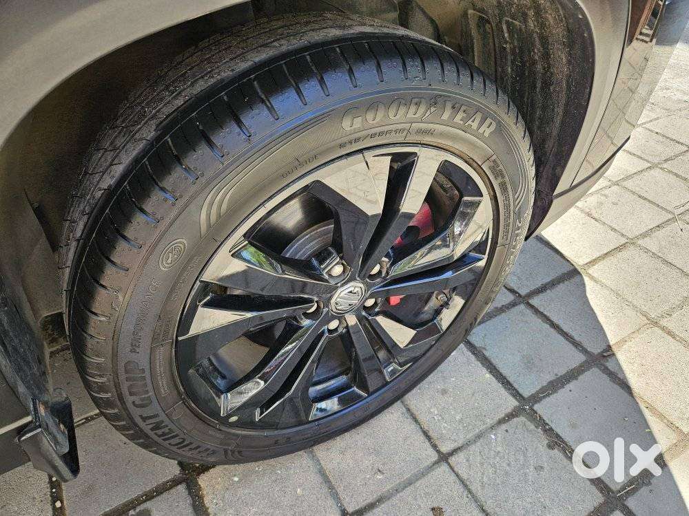 Mg Hector Blackstorm Cvt, 2024, Petrol