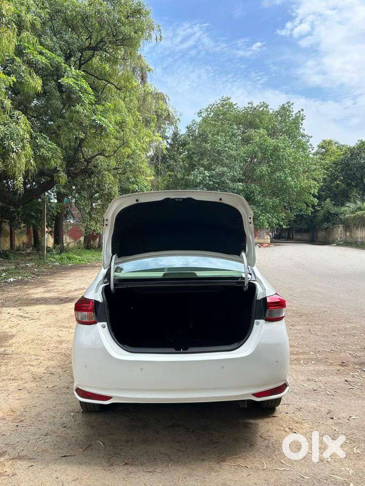 Toyota Yaris Vx Cvt, 2018, Petrol