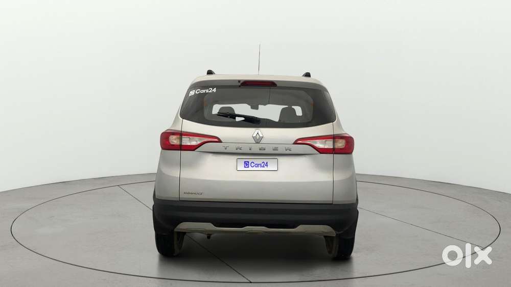 Renault Triber Rxz, 2024, Petrol
