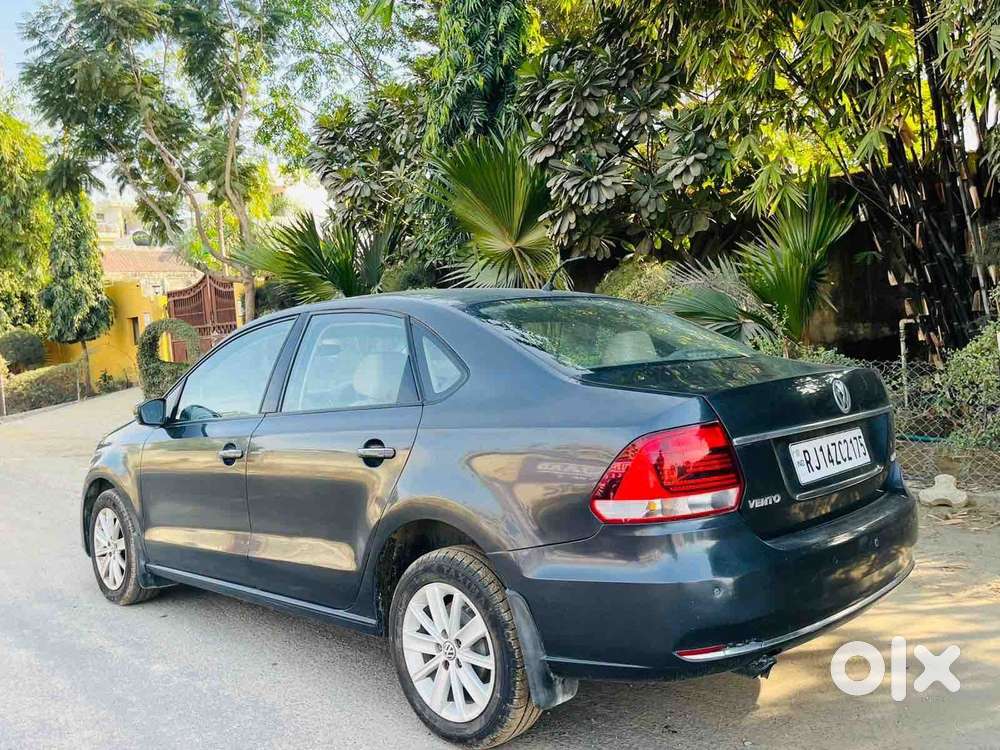Volkswagen Vento 1.5 Highline Plus At 16 Alloy, 2018, Petrol