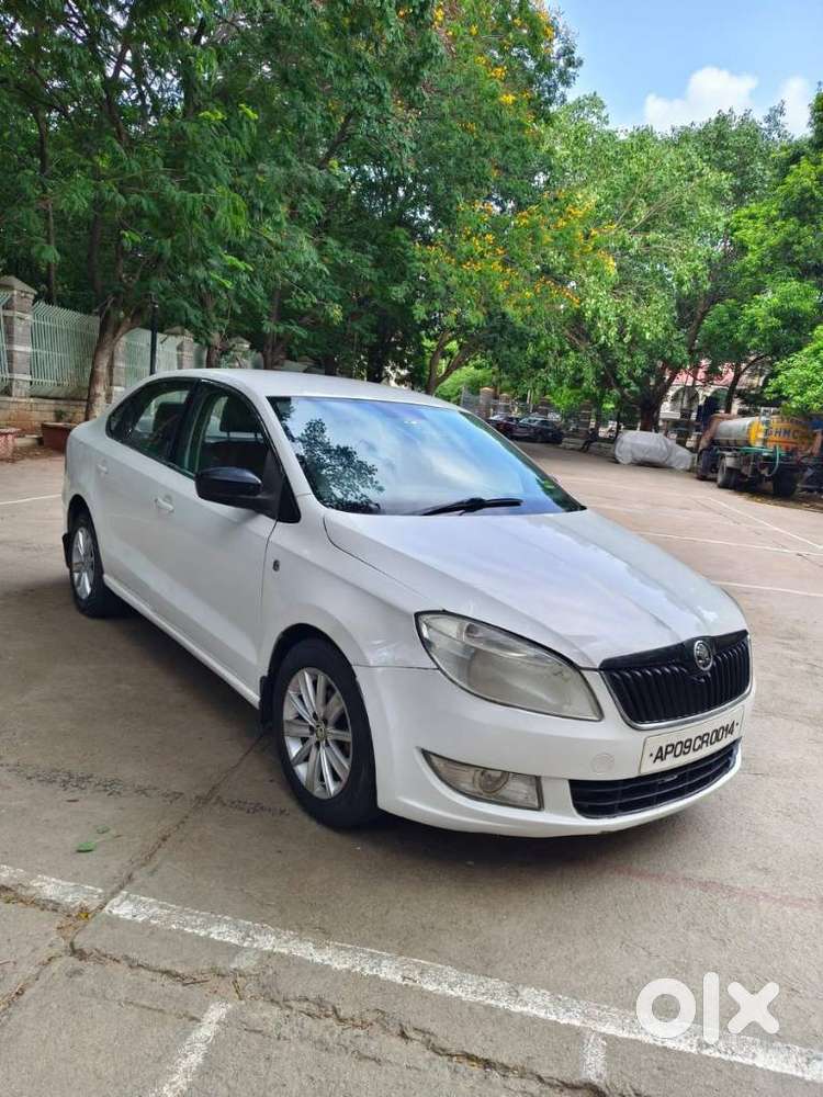 Skoda Rapid 1.5 Tdi Elegance, 2013, Diesel