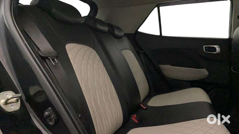Hyundai Venue 1.2 S (o), 2023, Petrol