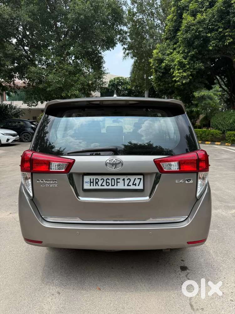 Toyota Innova Crysta 2.4 V 7 Str, 2017, Diesel