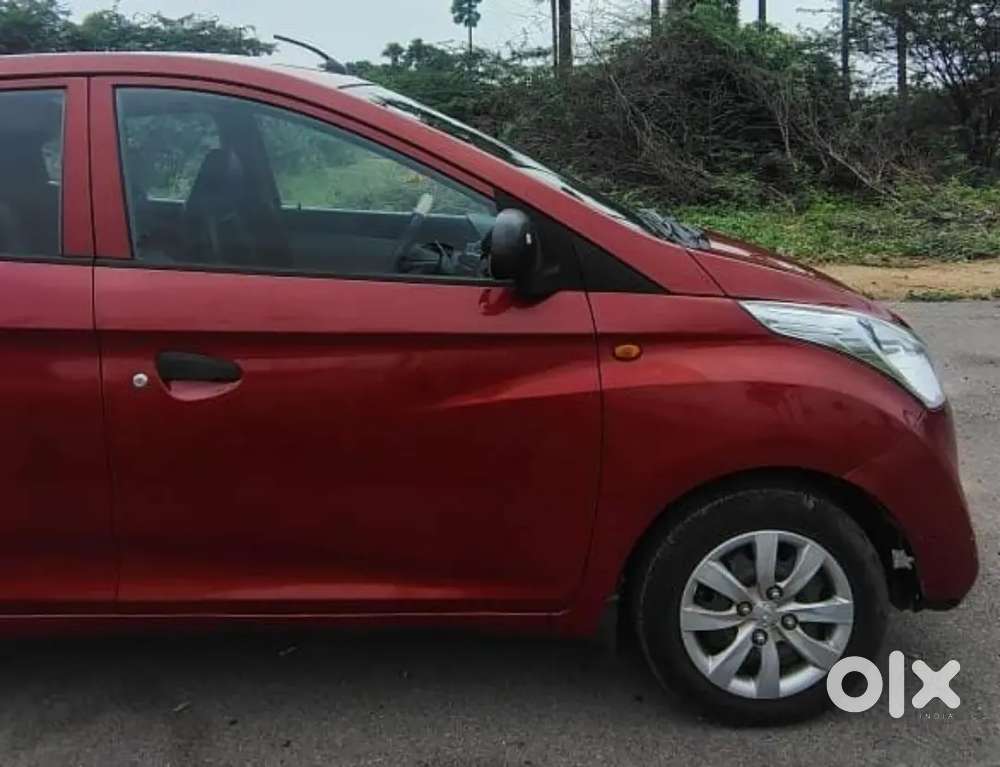 Hyundai Eon Magna 2013