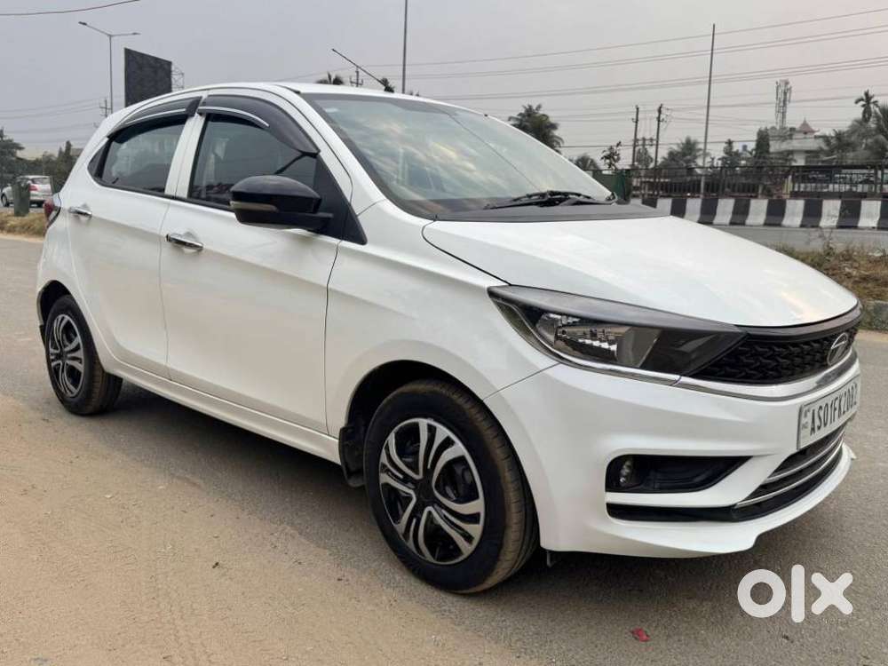 Tata Tiago 1.2 Revotron Xt (o), 2023, Petrol