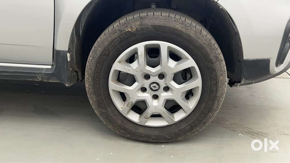 Renault Duster 2020-2022 1.5 Rxs Petrol, 2021, Petrol