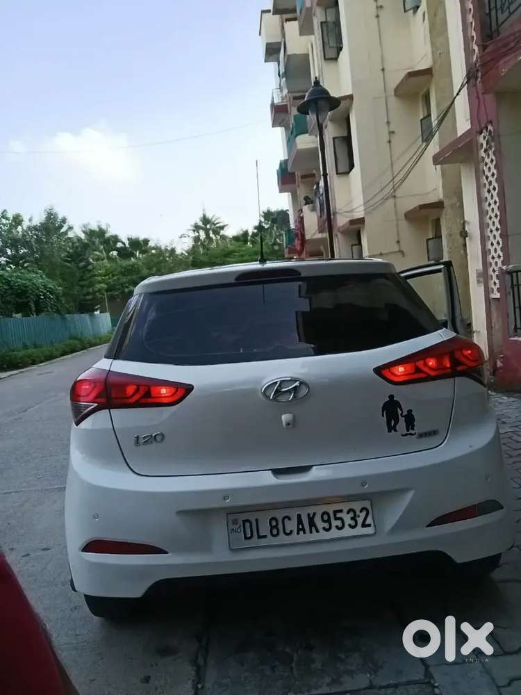 Hyundai I20 2015 Cng & Hybrids 95000 Km Driven