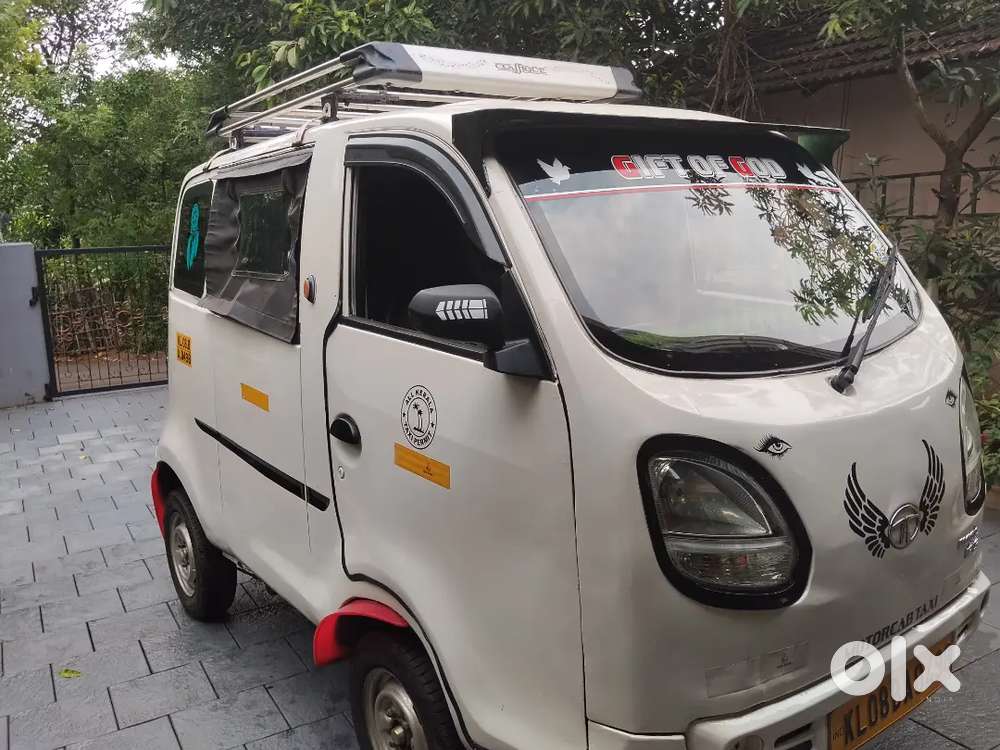 Tata Magic Iris