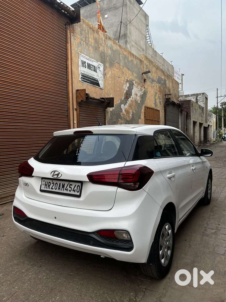 Hyundai I20 Petrol Cvt Magna Executive, 2018, Cng & Hybrids