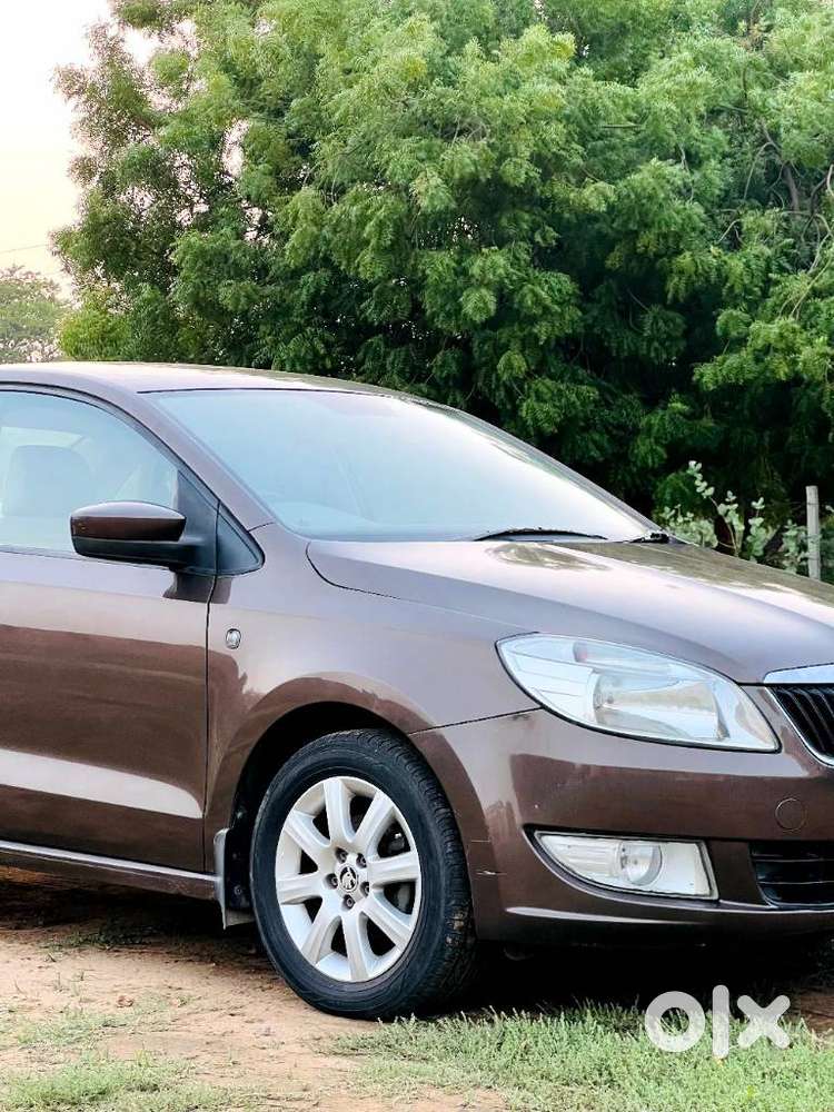 Skoda Rapid 1.5 Tdi At Ambition, 2014, Diesel