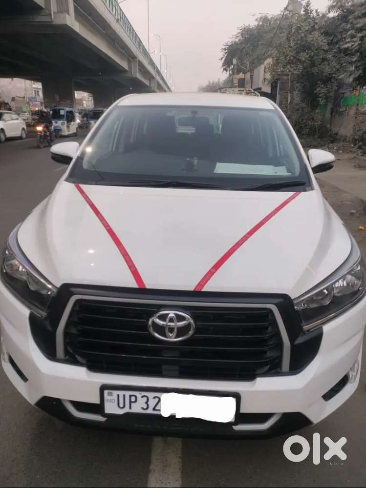 Toyota Innova Crysta G 2026