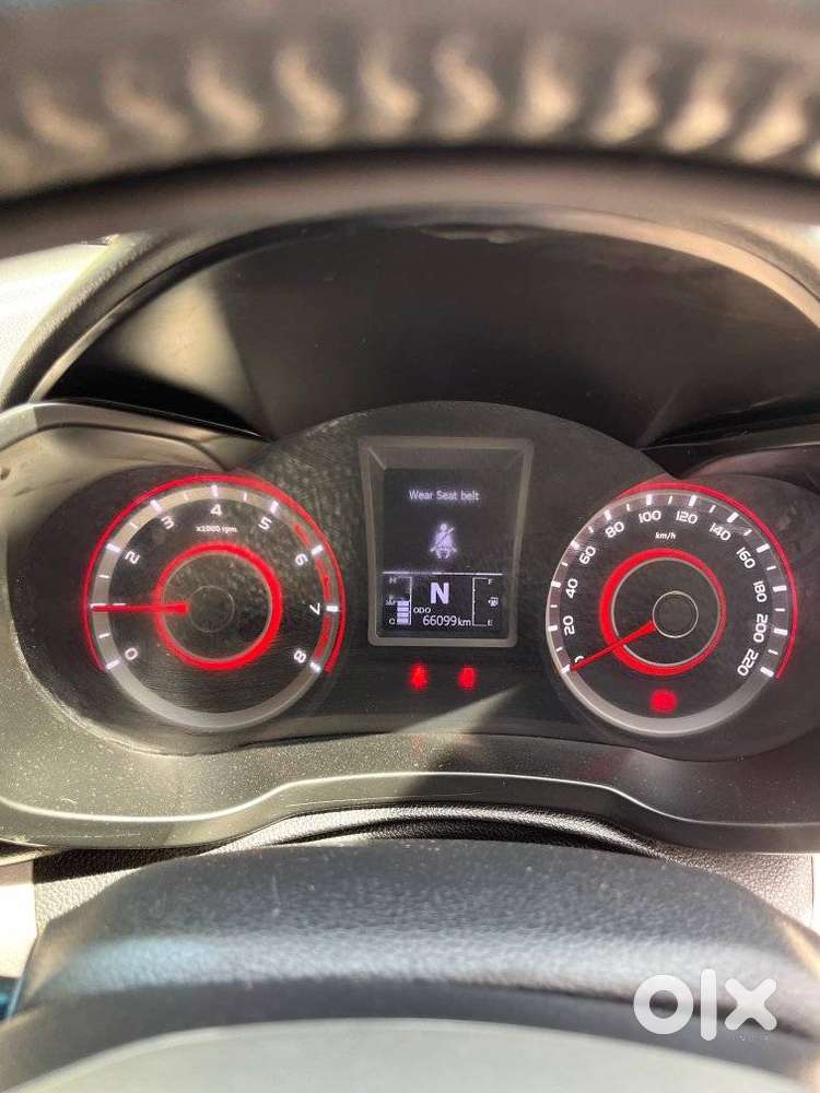 Mahindra Xuv300 W8 Option, 2021, Petrol