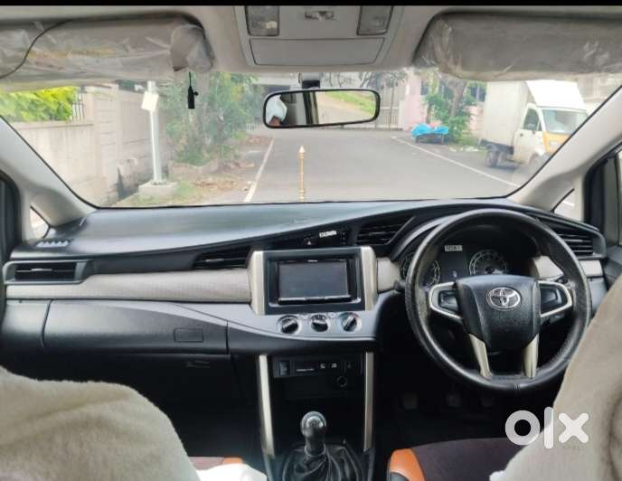Toyota Innova Crysta 2.4 Gx Mt 8s, 2017, Diesel