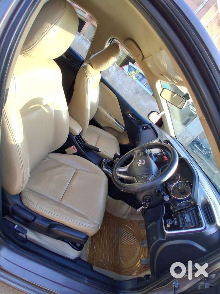 Honda City 2014 Petrol 1.5 V I-vtech Mt - Well Maintained With Less Km
