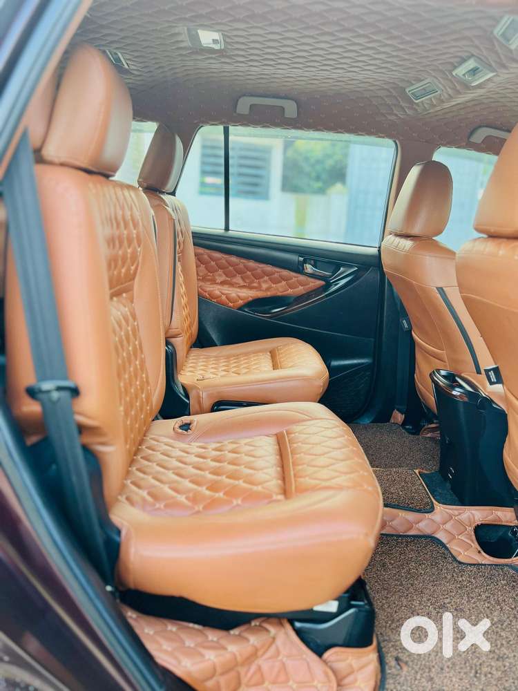 Toyota Innova Crysta