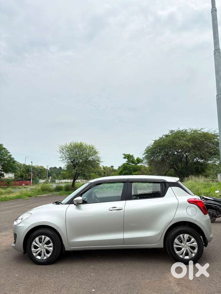 Maruti Suzuki Swift Vxi + Manual, 2020, Petrol
