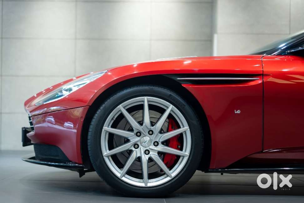 Aston Martin Db11 4.0 V12, 2017, Petrol