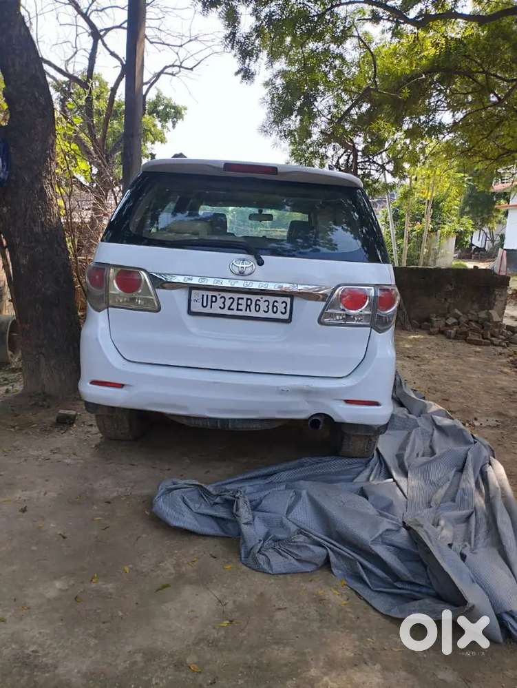 Toyota Fortuner 2012 Diesel 150000 Km Driven