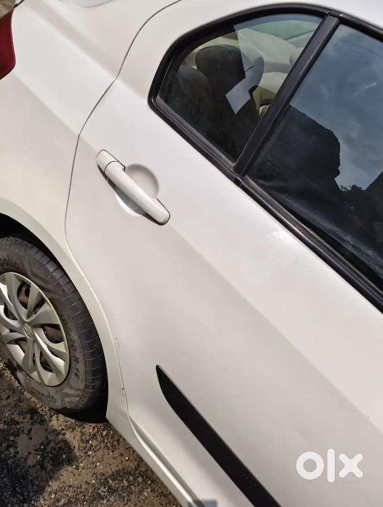 Brand / Model Maruti Suzuki Swift Dizer. Model - Dec/2013.