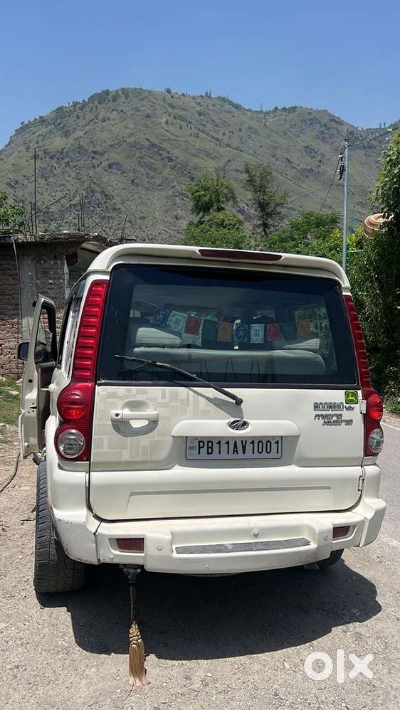Mahindra Scorpio Classic 2011