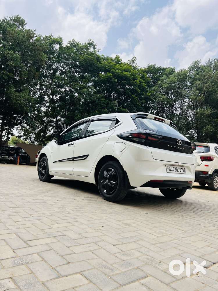 Tata Altroz Xm Plus Icng, 2021, Cng & Hybrids