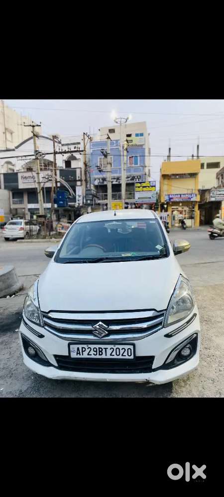 Maruti Suzuki Ertiga 2013